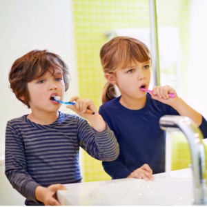 toothbrush-buddies-picture-id524822169